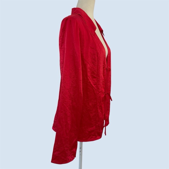 Free People Retro Red Star Eyes Crinkle Satin Collared Top ~ Women’s XL - Picture 2 of 9